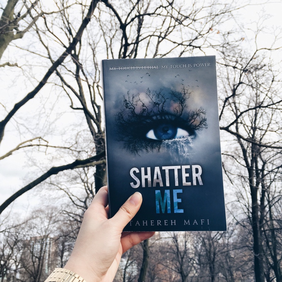 Shatter Me by Tahereh Mafi